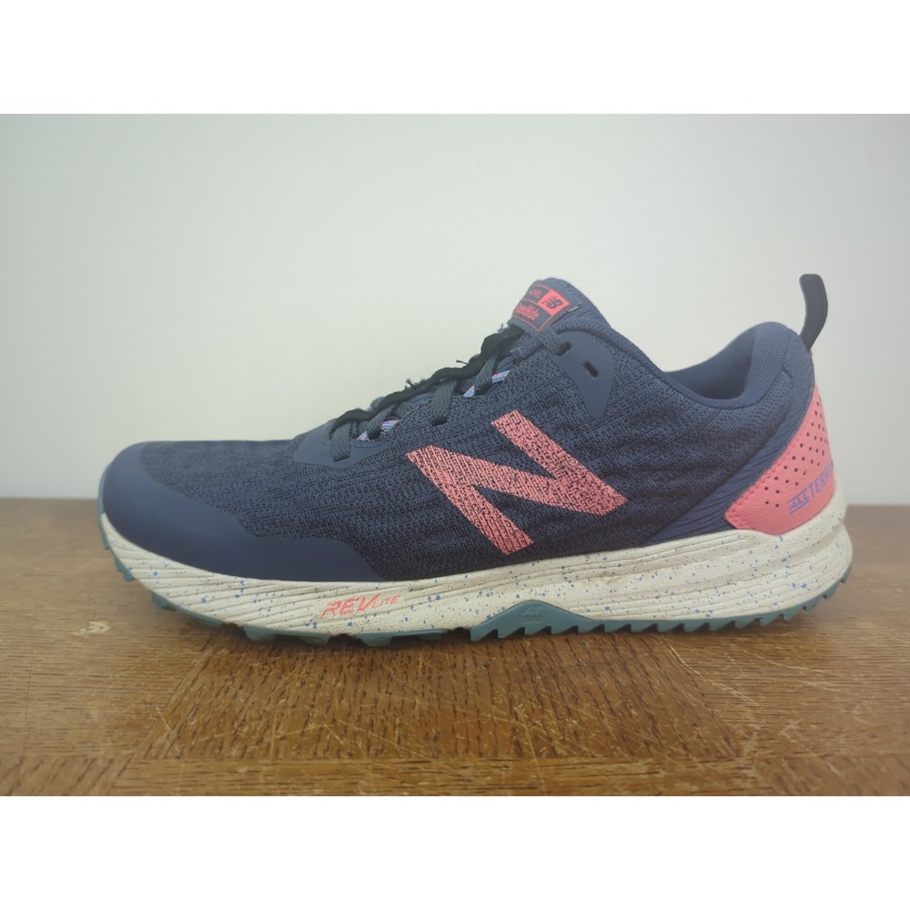 New Balance Women Size 9.5 Nitrel V3‎ Blue Pink Trail Running Shoes WTNTRCC3